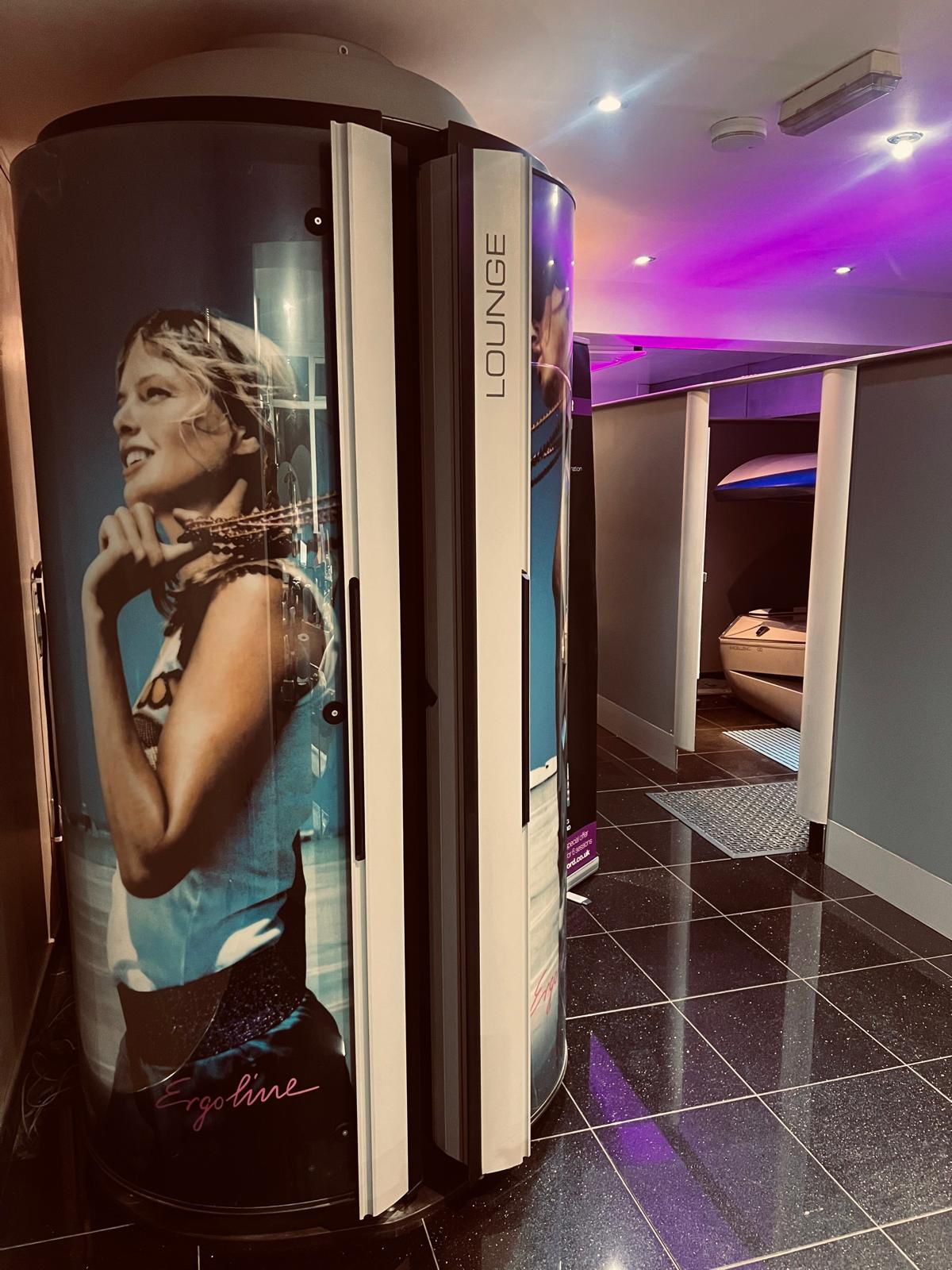 sunbeds Bedford salon